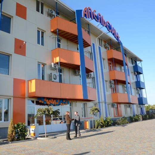 Komplex Apelsin Hotel Yuzhne Exterior photo