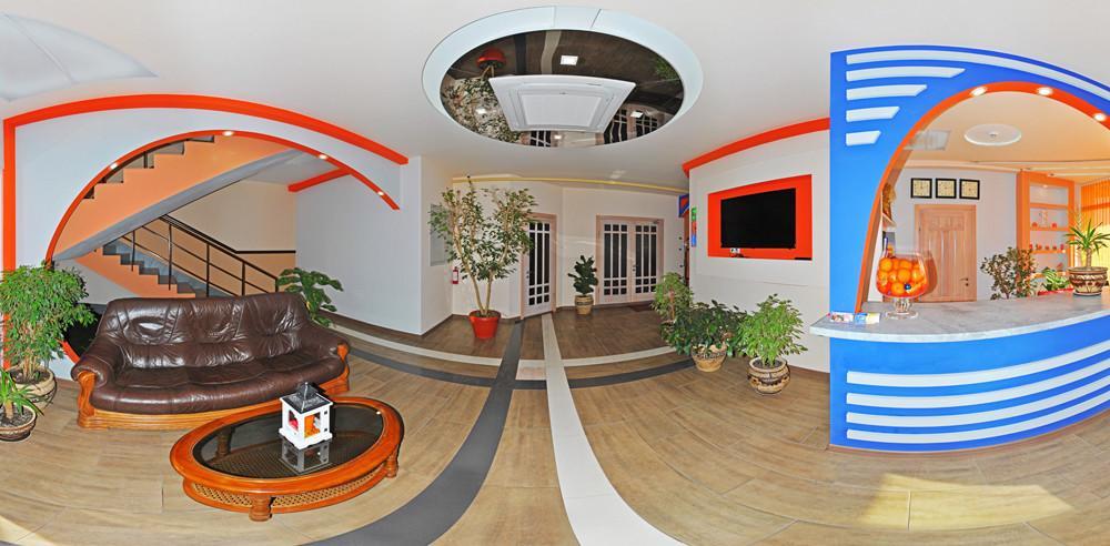 Komplex Apelsin Hotel Yuzhne Exterior photo